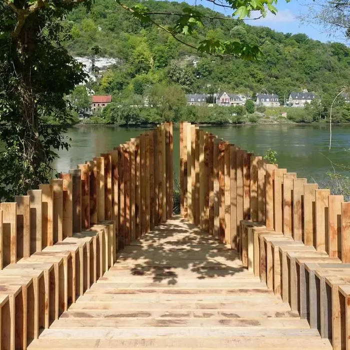 Fabrication et pose de ponton en bois, Clermont-Ferrand, AC Charpente
