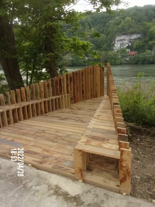 Fabrication et pose de ponton en bois, Clermont-Ferrand, AC Charpente