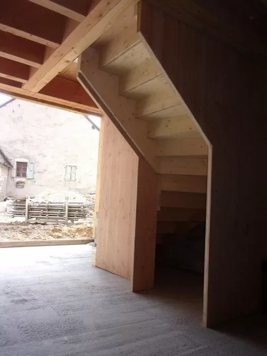 Fabrication d'un escalier en bois, Clermont-Ferrand, AC Charpente