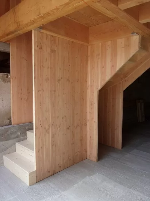 Fabrication d'un escalier en bois, Clermont-Ferrand, AC Charpente
